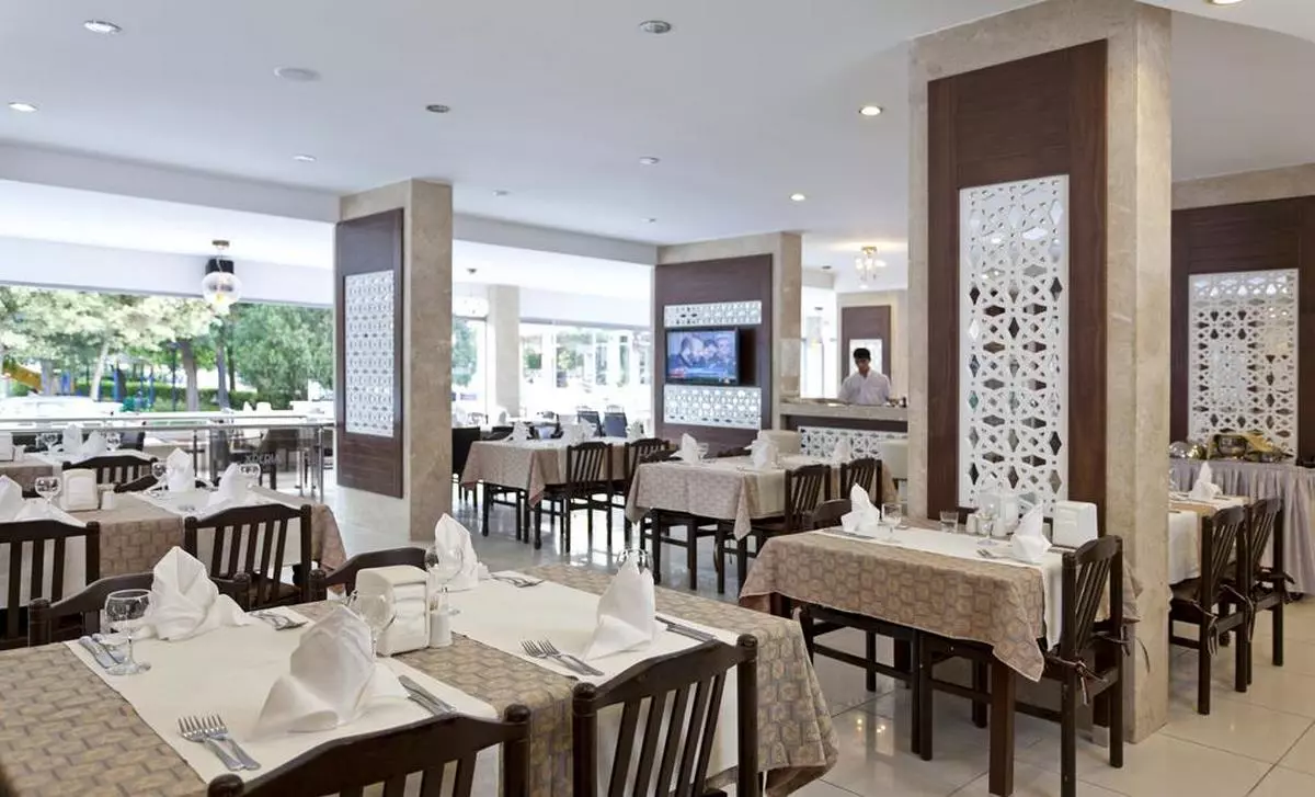 KANDELOR HOTEL RESTAURANT (Copy).jpg